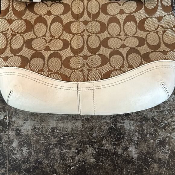 Coach White/Tan Signature Jacquard and Leather Shoulder Bag Style 3574 11x11 - Picture 5 of 6